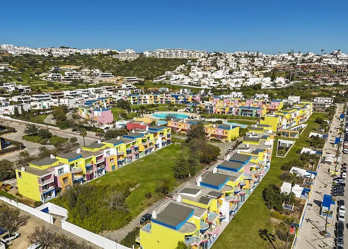 Marina Orada With Pool - 900m From The Appartamento Albufeira