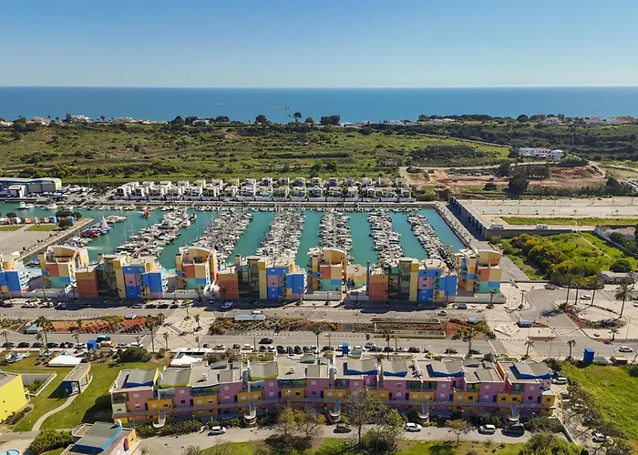 Appartamento Marina Orada With Pool - 900m From The *